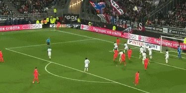 禁区爆射破门，39岁胡尔克达成生涯500球里程碑（39岁胡尔克禁区劲射破网，完成生涯第500球）