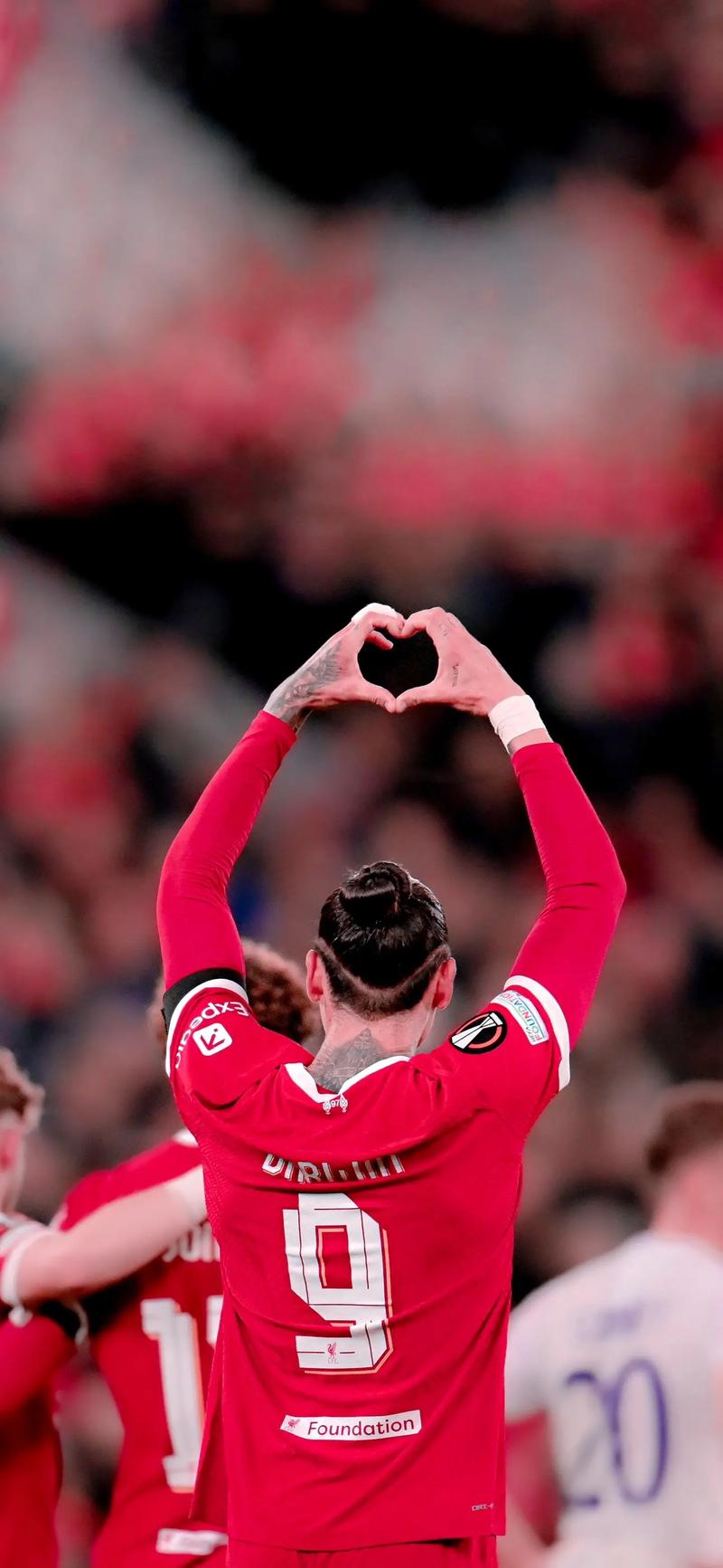 记者：维尼修斯续约谈判失败，皇马设定1.5亿欧初始转会费（记者称维尼修斯续约告吹，皇马标价1.5亿欧起始转会费）