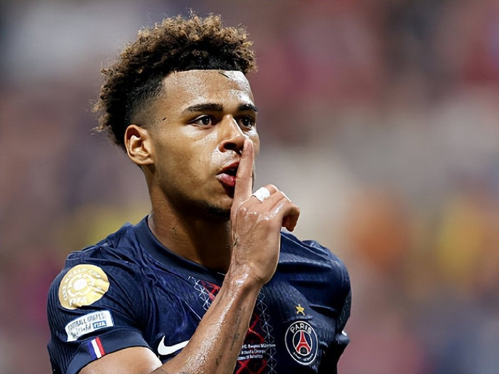 FIFA宣布美加墨世界杯增设强制补水时间（FIFA：美加墨世界杯将增设强制补水暂停）