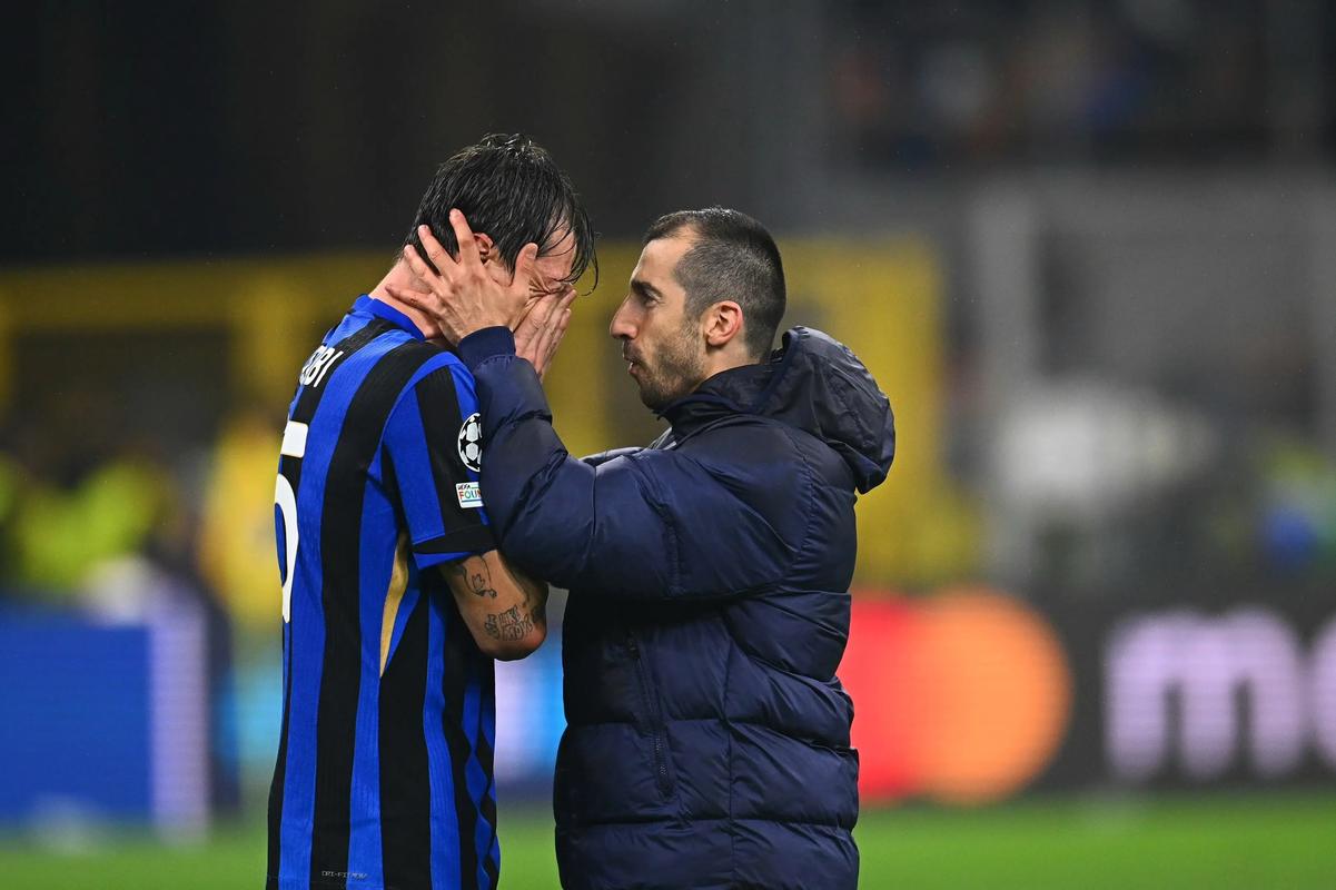 格拉斯纳：球队表现让我骄傲，我们渴望胜利并最终如愿以偿