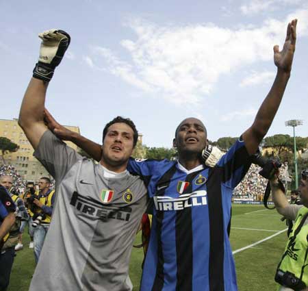 世界第三扫去阴霾！陈幸同4-2石洵瑶晋级八强 未入选混团状态却提升（世界第三重拾锋芒！陈幸同4-2击败石洵瑶闯入八强 缺席混团反让状态回升）