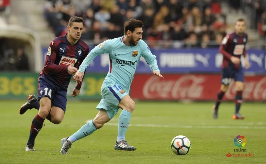 阿方索·戴维斯：本轮欧冠我将迎来复出，不确定是否能上场（阿方索·戴维斯：本轮欧冠将复出，能否登场仍存疑）