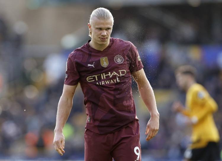 梁靖崑输球后自责，孙颖莎暖心复盘！郭焱点出败因，直言又爱又恨 ！（梁靖崑赛后自责，孙颖莎贴心复盘，郭焱直指败因：让人又爱又恨）