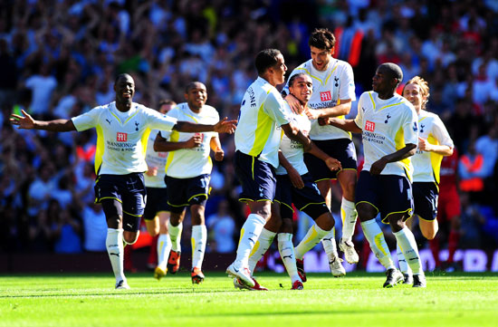 本赛季俱乐部双人组进球榜：凯恩+迪亚斯37球高居第一（本季俱乐部双人组进球排行：凯恩与迪亚斯37球登顶）