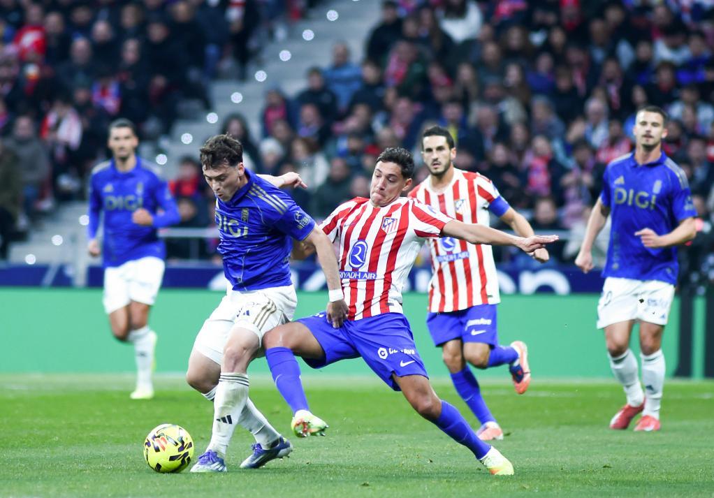 英媒：利兹联有意在冬窗引进米兰前锋希门尼斯（英媒：利兹联拟冬窗签下米兰前锋希门尼斯）