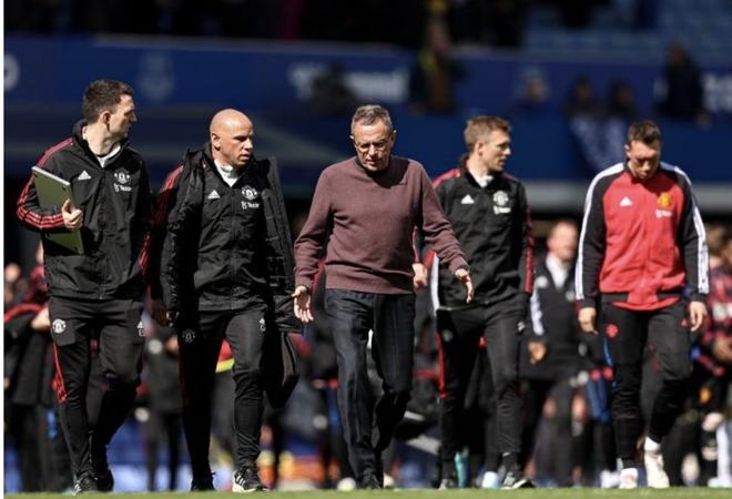 西悉尼主帅：每场比赛都同等重要，没有主要次要之分（西悉尼主帅：每一战同样关键，不分主次）