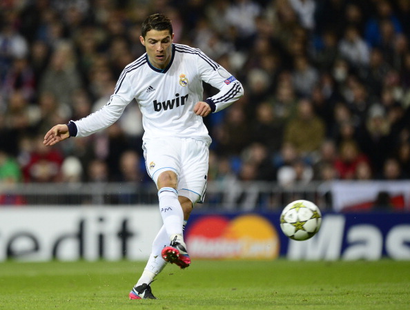 德天空：凯恩没考虑明夏离队，他希望在拜仁至少待到2027年（德天空：凯恩未考虑明夏离队，期望至少留在拜仁至2027年）