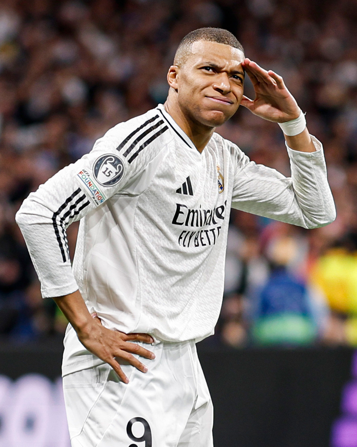 欧冠：巴黎2-1战胜曼联（欧冠：巴黎2比1击败曼联）