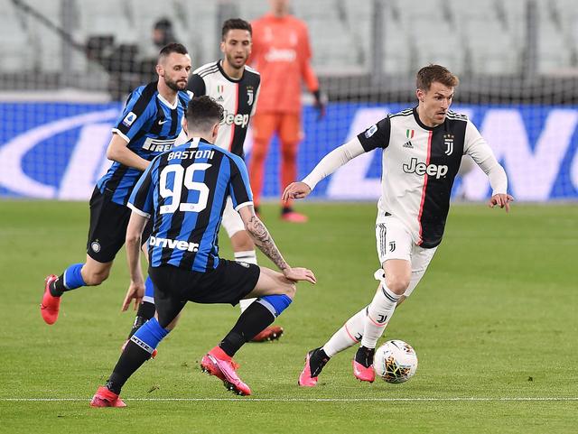 巴洛特利回忆当年在曼城的首堂训练课：我都想吐（巴洛特利回顾曼城首训：累到想吐）