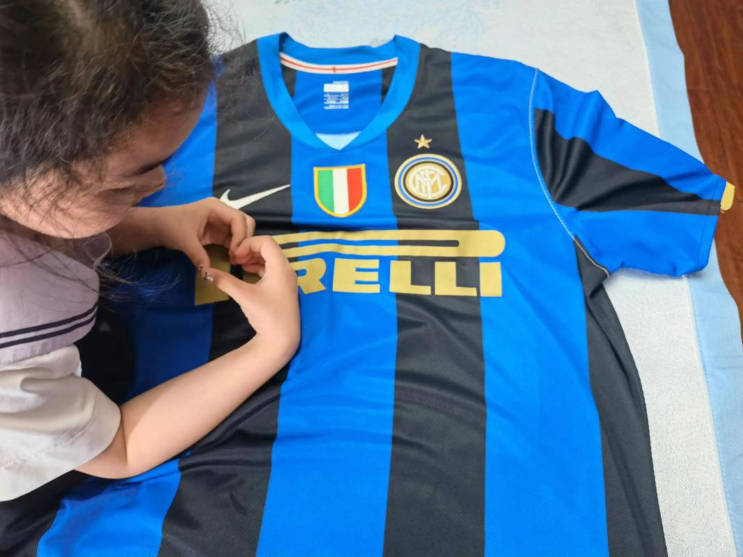 足球不相信眼泪（足球拒绝眼泪）