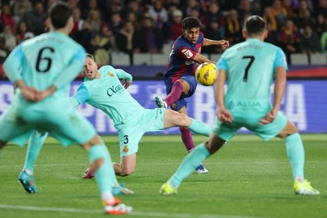 奇闻揭秘：巴西球星自掏腰包加盟中超，为追逐梦想付出数十万代价（秘闻曝光：巴西球星为逐梦自费加盟中超，砸下数十万）